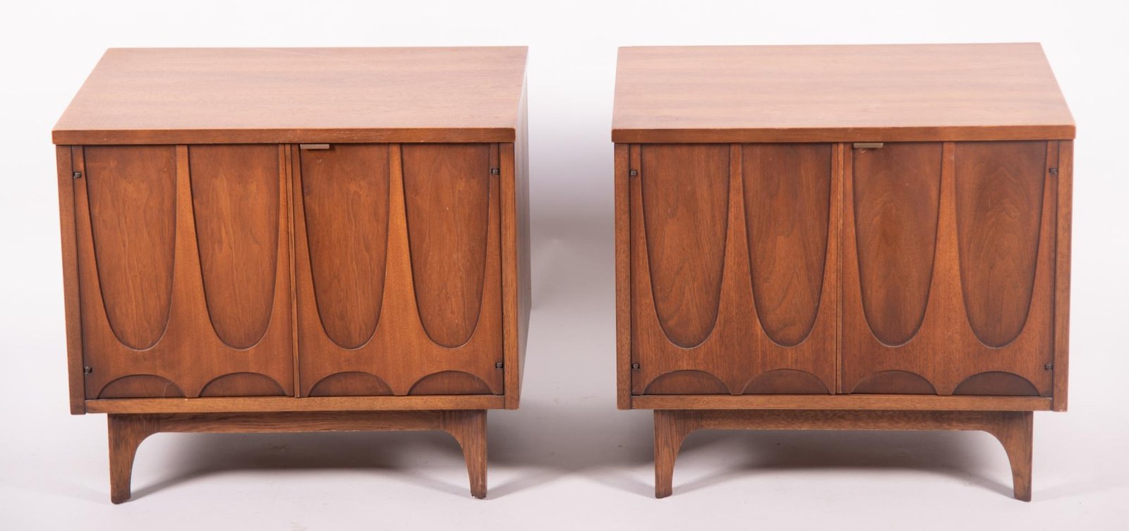 Broyhill Brasilia Nightstand