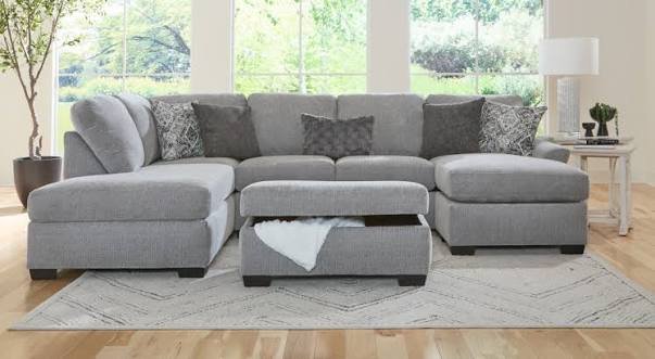 Broyhill Eastlake Sectional